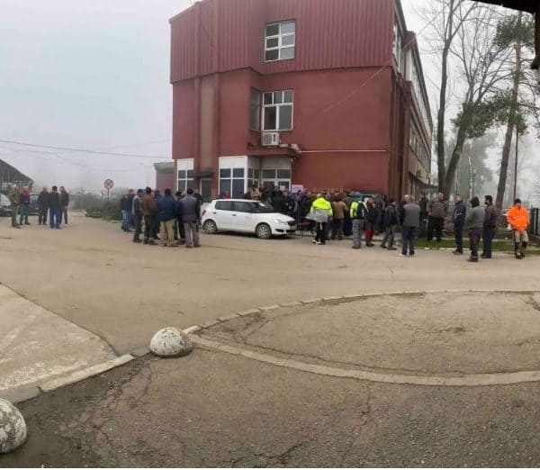 Radnički neposluh u JP „Rad“ Lukavac, zaposlenici traže deblokadu računa