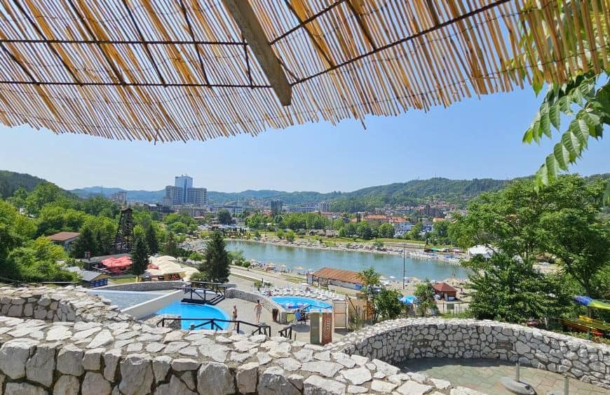 Tuzla se budi na ugodnih 19°C, dnevne temperetarure i do 33 stepena!