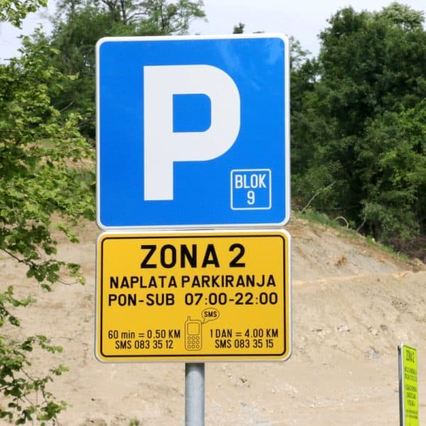 Asfaltirana saobraćajnica kod UKC-a Tuzla, uskoro počinje naplata parkinga (Foto)