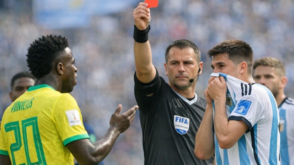 fudbal, fifa, pravila, crveni karton