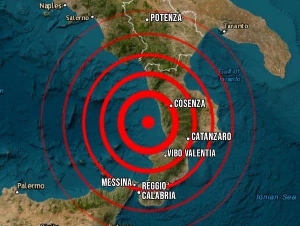 zemljotres jacine 6.1 stepeni po rihteru pogodio jug italije