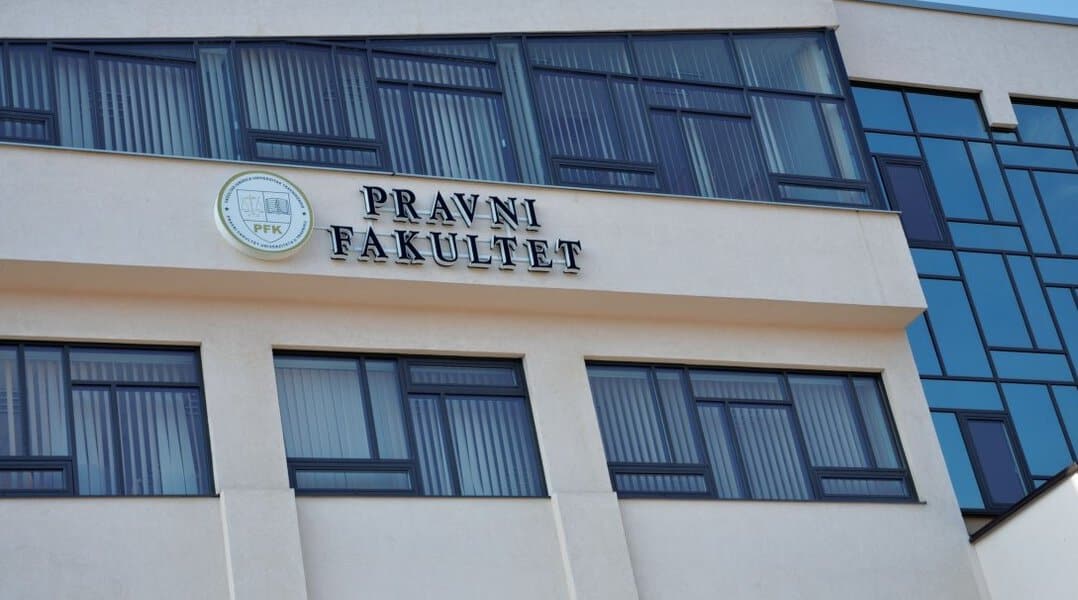 Pravni fakultet Travnik, Vlada TK