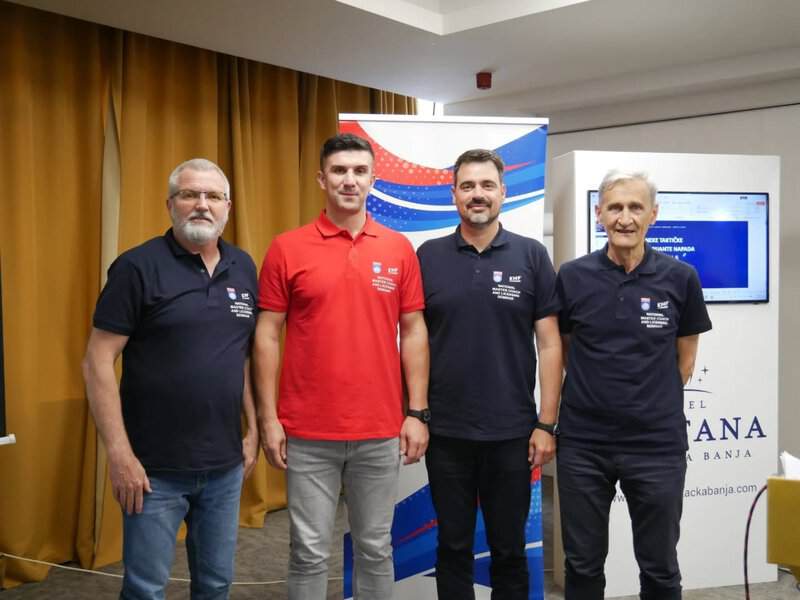 Trener Emir Suhonjić dobio je EHF trenersku licencu - Foto: RK Sloboda)