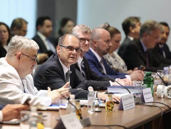 SAD: Razočarani smo podjelama u PIC-u, očekujemo da Schmidt odstupi