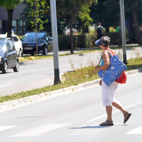 prvi dan ljeta u tuzli veoma vruc temperatura prelazi 31 stepen celzijusa