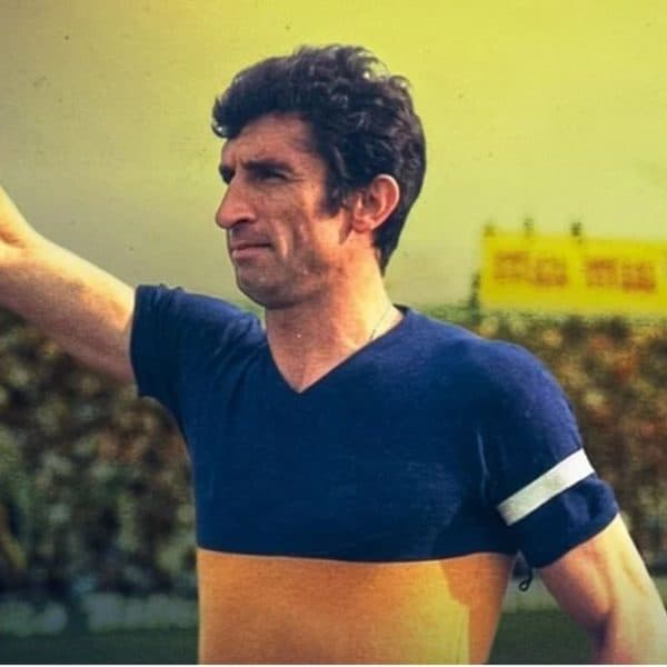 Preminuo legendarni Antonio Rattin, nogometaš zbog kojeg su uvedeni žuti i crveni kartoni