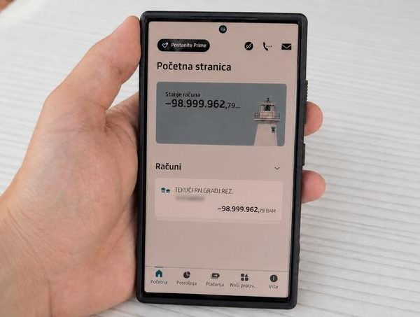 Na mobilnoj aoplikaciji mu se ukazao dug od skoro 100 miliona KM