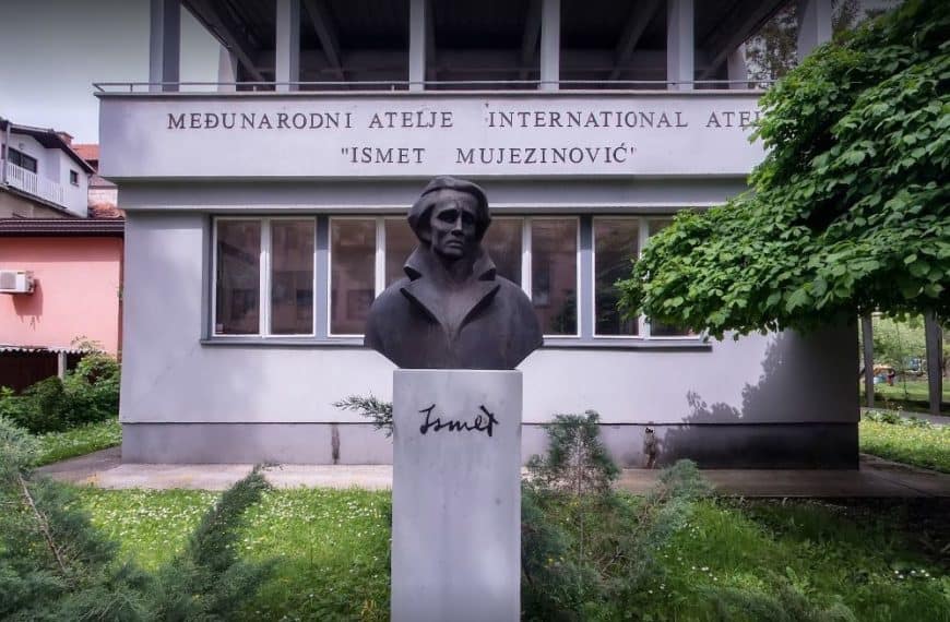 nova postavka od sada ce krasiti sobu ismeta mujezinovica koja je smjestena u istoimenom ateljeu u tuzli