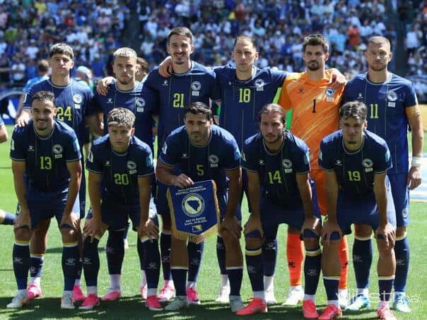 muska fudbalska reprezentacija bih nakon sp napredovala je za tri pozicije na fifa rang -listi te zauzima 61 mjesto na vrhu je sada spanija