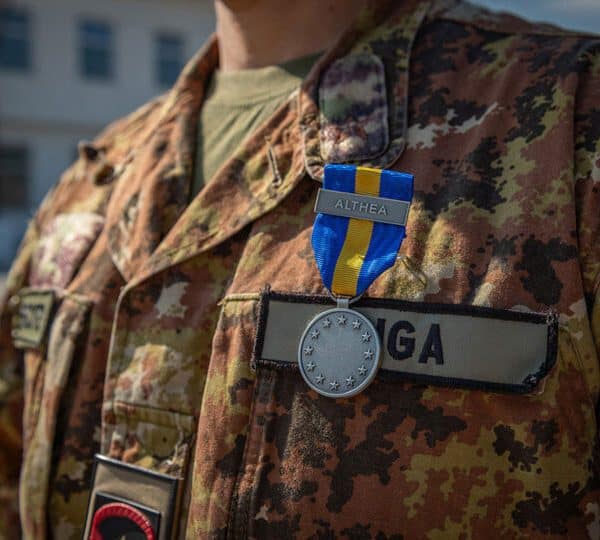 Više od 100 vojnika EUFOR-a odlikovano za očuvanje mira u BiH