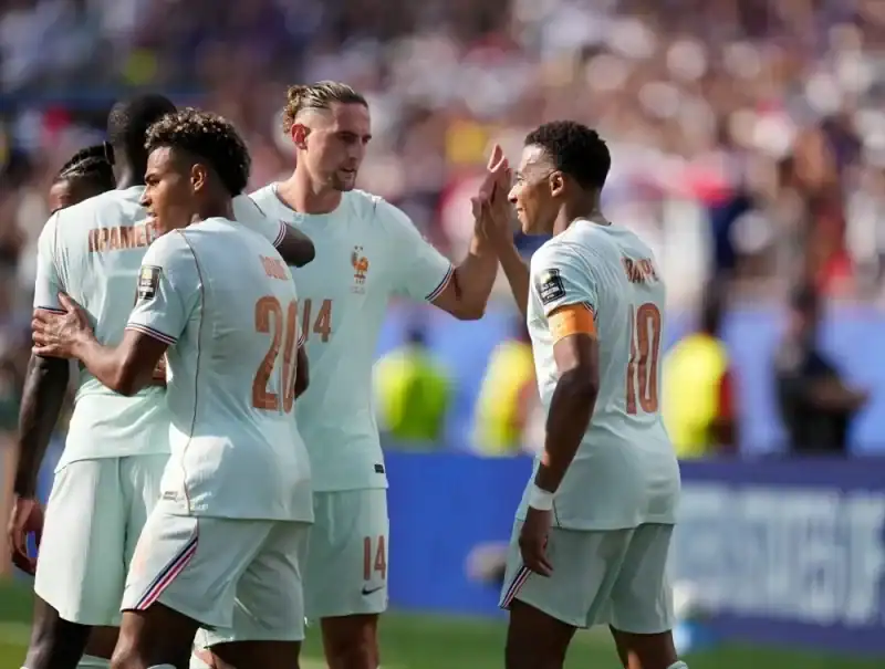 Francuska je prvi polufinalista Mundijala nakon sto su večeras pobijedili selekciju Maroka rezultatom 2:0. Goplove su postigli Mbappe i Dembele.