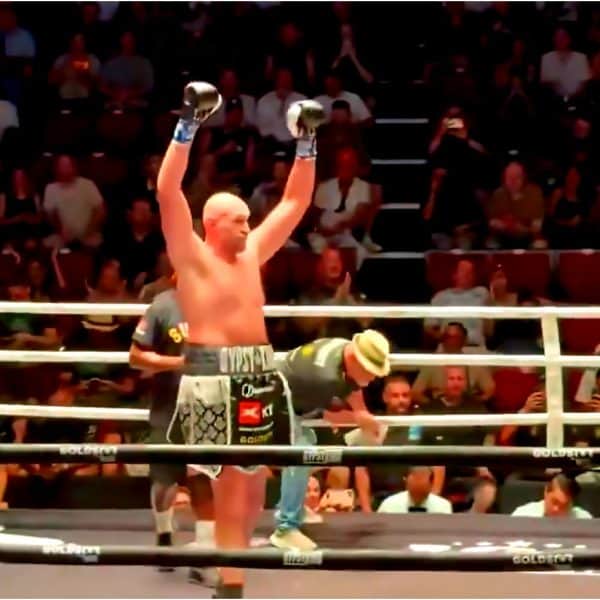 U posljednjoj borbi pred meč s Joshuom, Tyson Fury je pobijedio Poljaka Mariusza Wacha