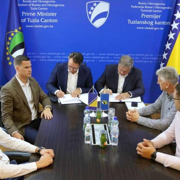 Vlada TK i Grad Lukavac potpisali ugovor vrijedan 5,3 miliona KM za vodosnabdijevanje