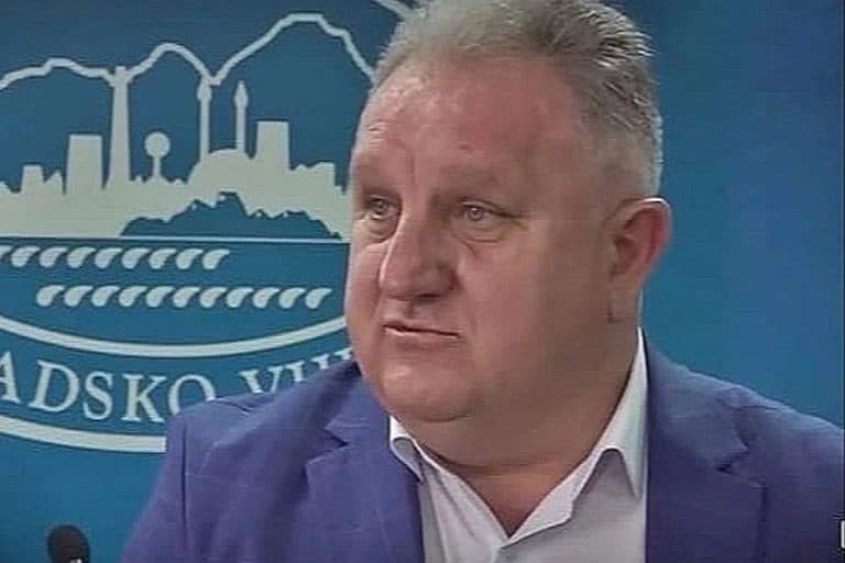 opcinski sud u zivinicama prihvatio je prijedlog tuzilastva tk i produzio pritvor za jos dva mjeseca nailu jusicu