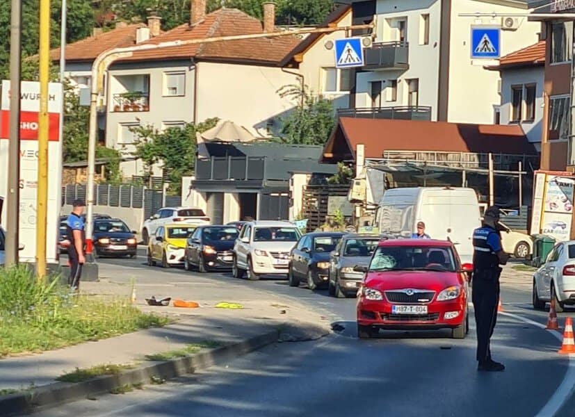 u tuzlanskoj ulici prve tuzlanske brigade jutros se dogodila saobracajna nesreca u kojoj je povriedjen pjesak