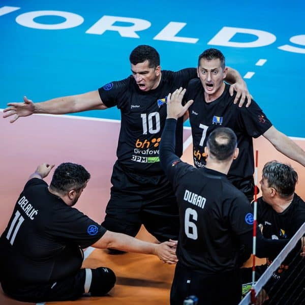 reprezentacija bih u sjedecoj odbojci u polifunalu pobjedila selekciju brazila i zakazala finale sp sa iranom