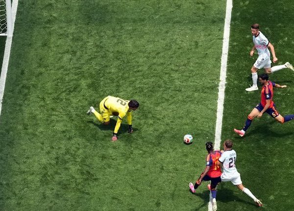 Pobjedom protiv Belgije rezultatom 2:1 selekcija Španije izborila je polufinale Mundijala gdje će igrati protiv Francuske