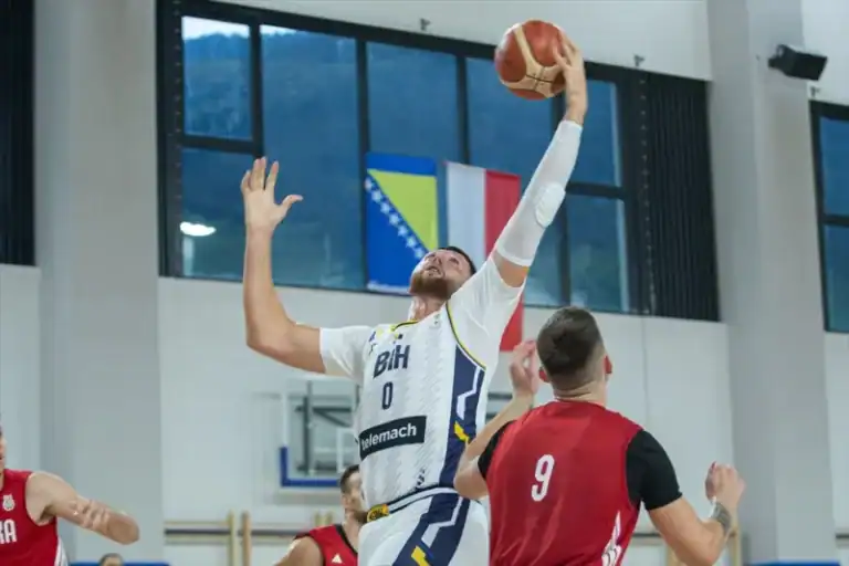 U prijateljskoj kosarkaskoj utakmici veceras je reprezentacija BiH pobijedila Poljsku rezultatom 69:60