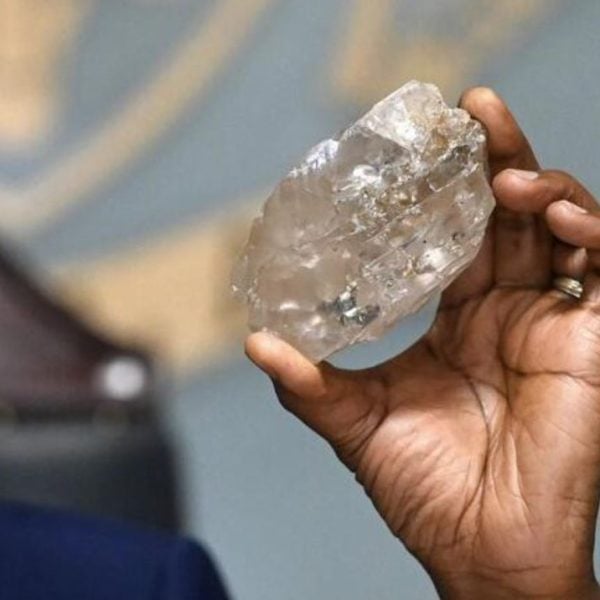 ruski naucnici otkrili mineral skuplji od zlata