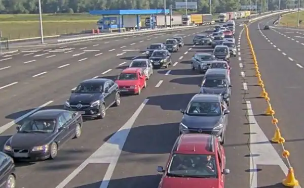 Gužve i duga čekanja na graničnim prijelazima u BiH