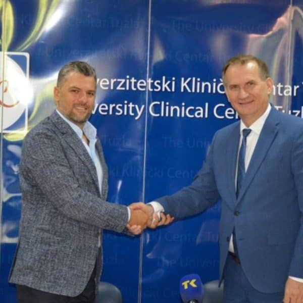 ukc tuzla nabavlja jos jedan linearni akcelerator danas potpisan ugovor