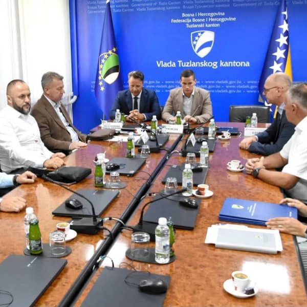 Za sisteme vodosnabdijevanja Tuzle i Gradačca izdvojeno gotovo 14 miliona KM