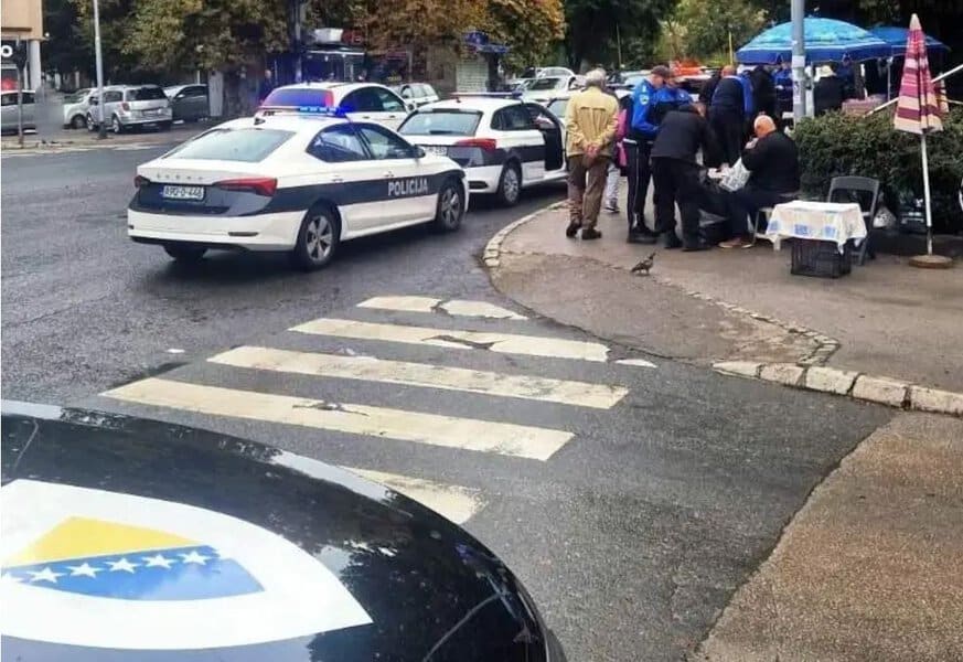 sluzbenici uio bih u saradnji sa policijskim slubenicima mup-a tk u velikoj akvciji u tuzli oduzeli robu bez odgovarajucie dokumentacije