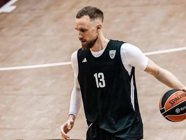Kosarkas Dzanan Musa medju 15 najbolje placenih igrača Evrolige, objavio je Basket News