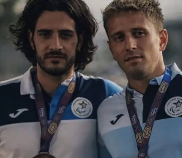 omar bojic paraatleticar bih i vodic faris ibrahimpasic osvojili bronzanu medalju na gran prix u kolumbiji