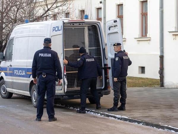 Državljanin BiH dobio je nalog da napusti Hrvatsku, jer se ogriješđio o zakon veličajući ratnog zločinca Ratka Mladića