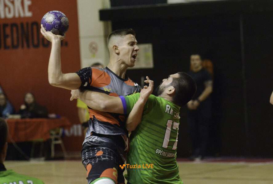 Pobjeda rukometaša Slobode protiv Sane 7 iz Sanskog Mosta od 43-31