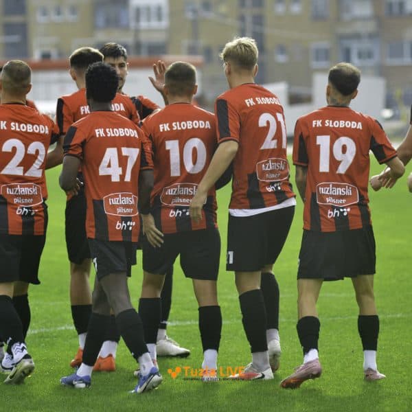 Derbi kola: Sloboda nanijela prvi poraz Travniku (Foto)