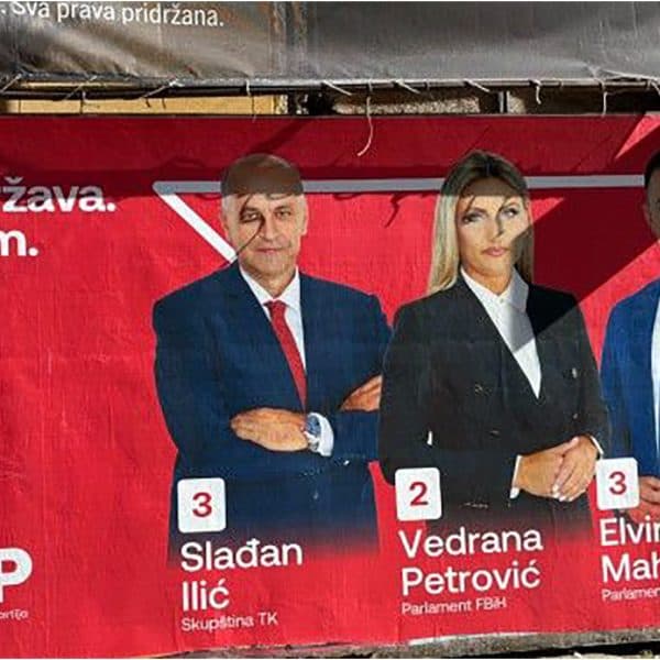 CIK je uputio posljednje upozorenje strankama da uklone predizborne plakate, oglase i bilborde
