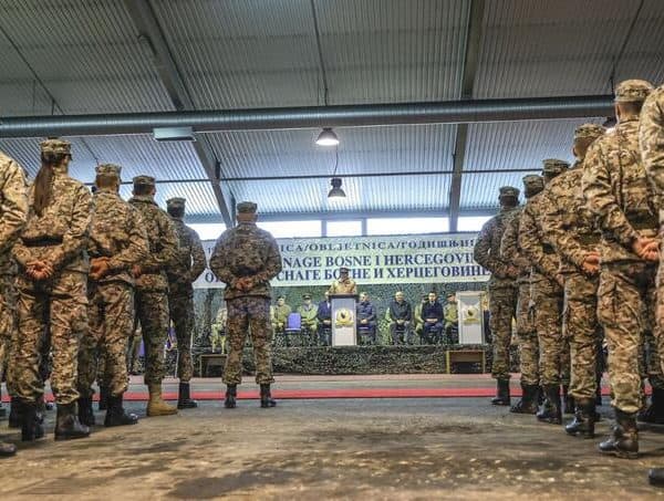 Oružane snage BiH traže 57 oficira: Objavljeni uslovi i starosna granica